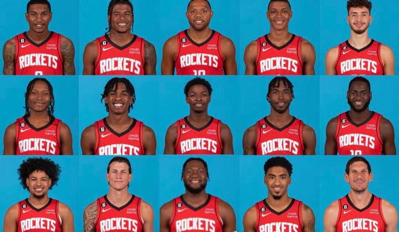 万项谈梅开二度：只能说运气比较好，赶上了这两个进球（万项：梅开二度只是运气好，恰巧赶上那两球）