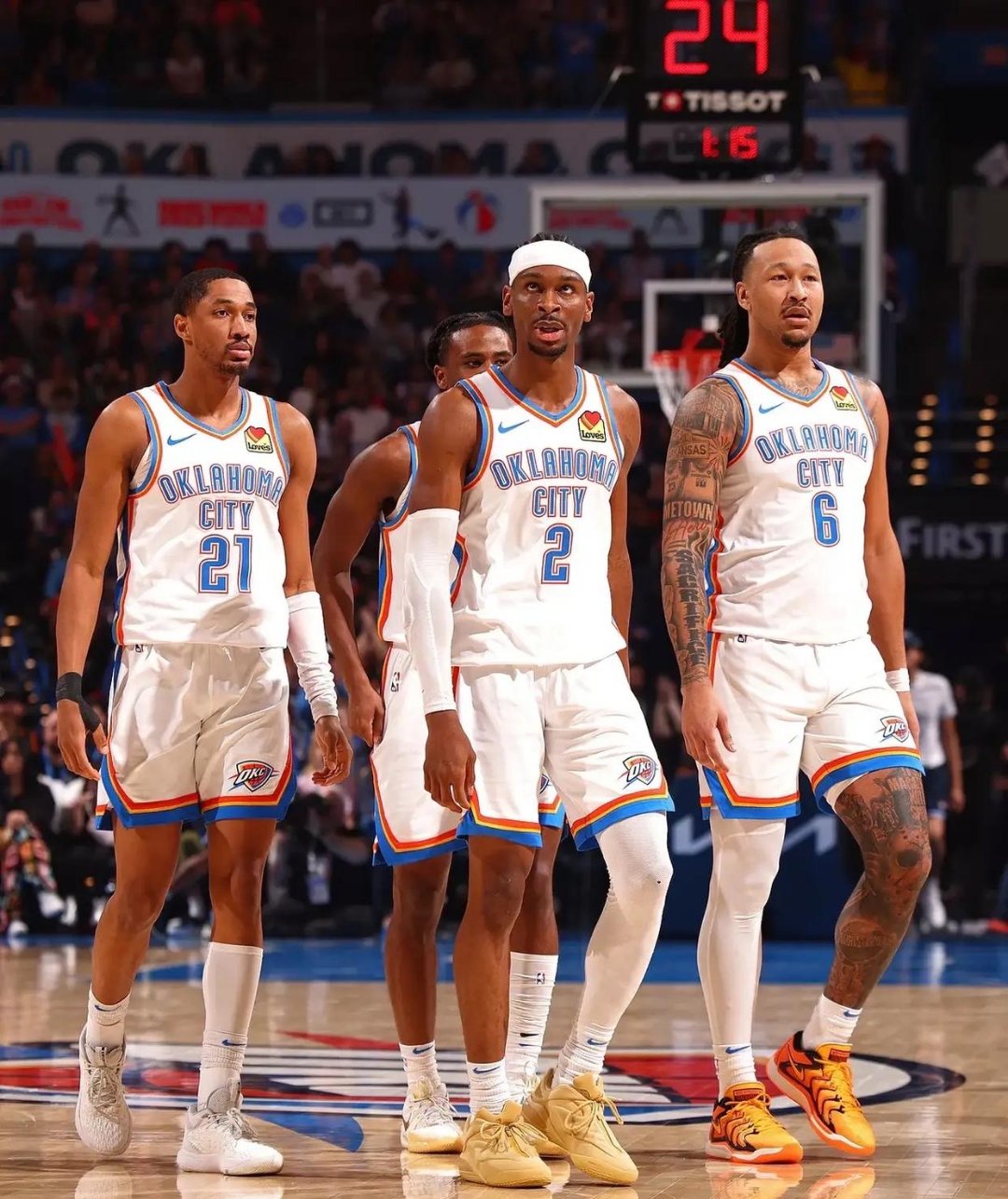 英超焦点战：阿森纳主场迎战切尔西,（英超重磅对决：阿森纳坐镇主场对阵切尔西）