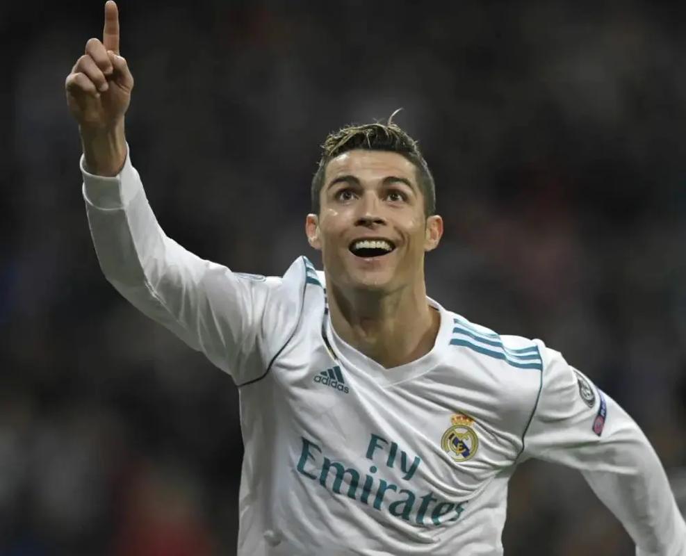 辟谣，并非与他人女友谈恋爱，埃纳社媒：一切都是剧本