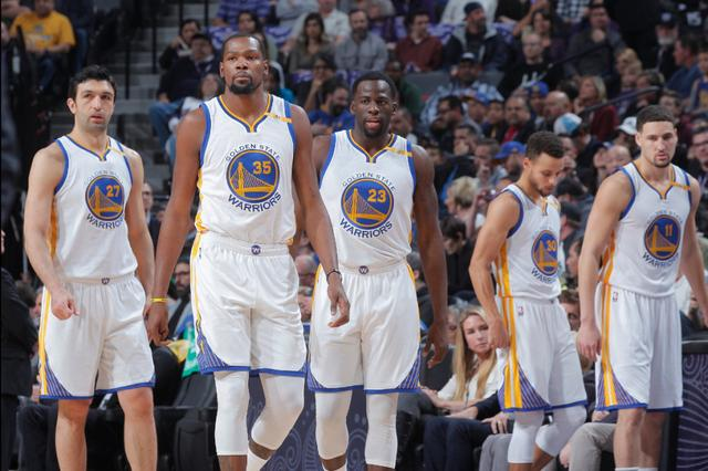 中村敬斗攻入世界波！兰斯排名法乙第三！（中村敬斗轰出惊艳世界波，兰斯暂列法乙第三）