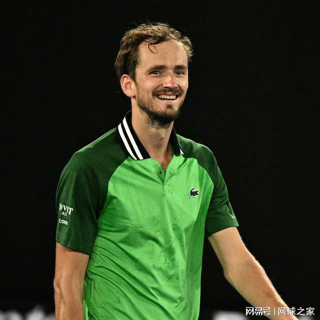 分发挥两翼 分发挥两翼