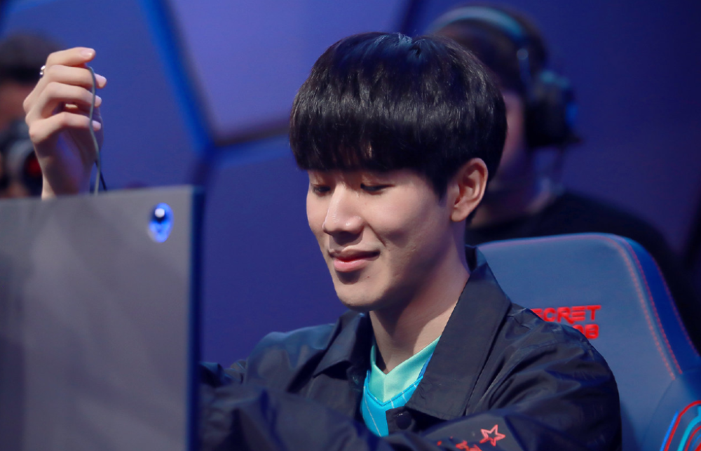 这样打球是 这样打球是