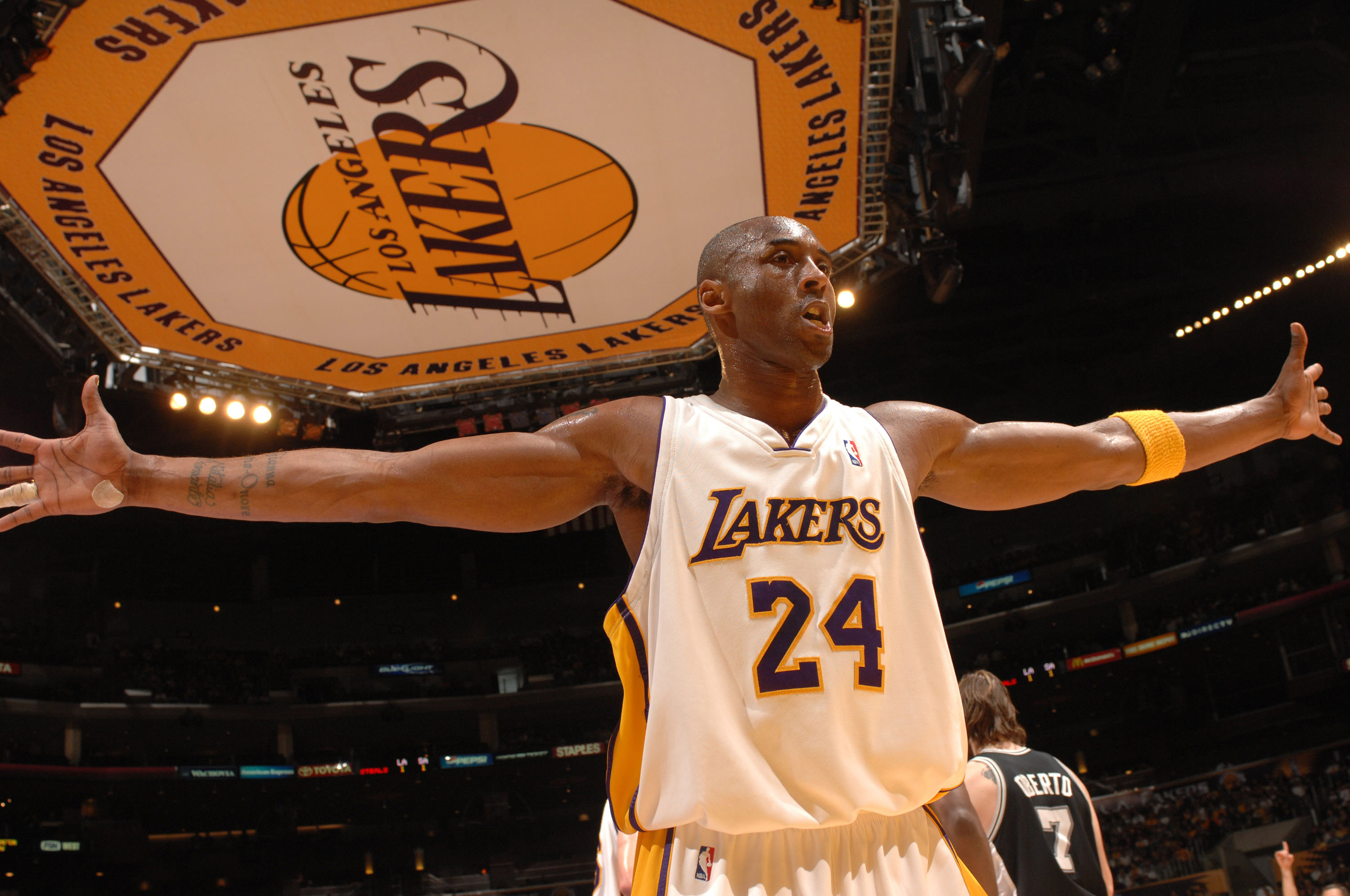 巨大优势赢 巨大优势赢